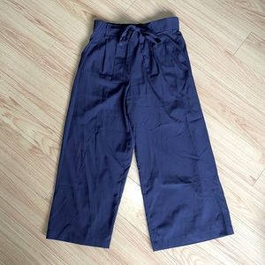 Zara navy blue flowy culottes